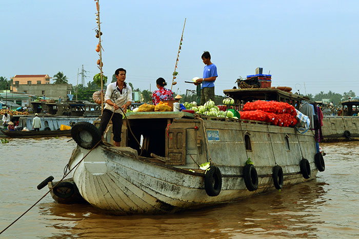top 10 activites mekong delta floating market